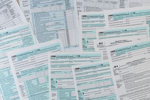Avance Accounting, financial analysis and reporting, comprehensive bookkeeping services, payroll management, tax preparation