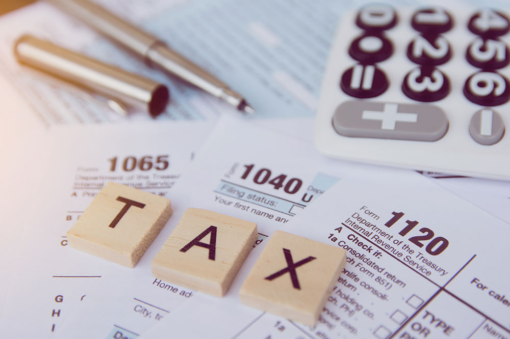 Avance Accounting, financial analysis and reporting, comprehensive bookkeeping services, payroll management, tax preparation